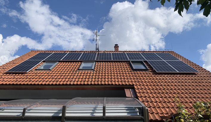 Realizace fotovoltaiky: RD Pardubice 