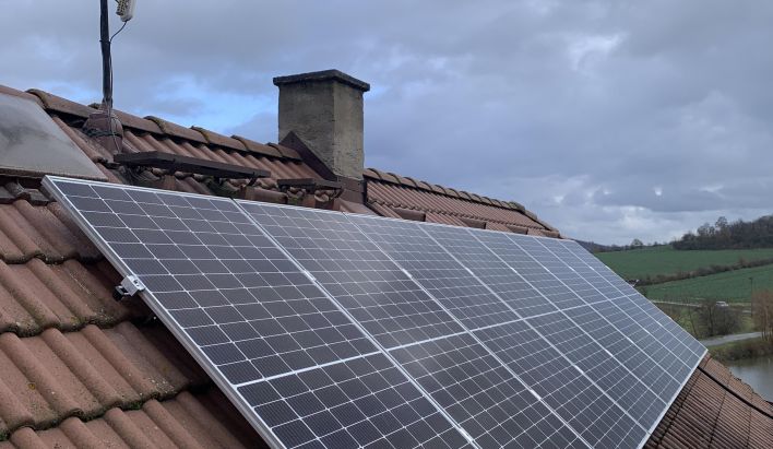 Realizace fotovoltaiky: RD Skočice 